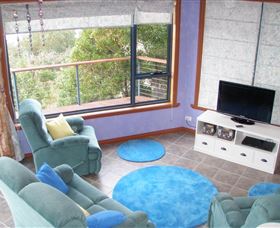 Larus Waterfront Cottage - VIC Tourism 5