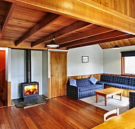 Lake St Clair Lodge - VIC Tourism