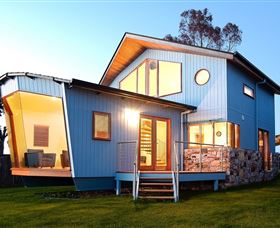 Wheelhouse Apartments - VIC Tourism 3