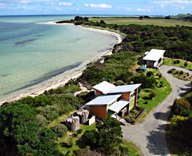 Beachside Retreat West Inlet - VIC Tourism 2