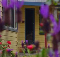 Sharonlee Strahan Villas - VIC Tourism