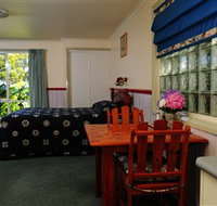 Crays Accommodation - Innes Street - VIC Tourism