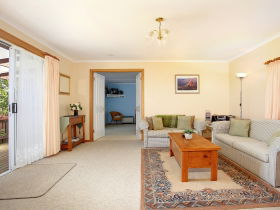 Tamar River Retreat - VIC Tourism 0
