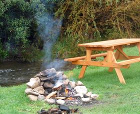 Mole Creek Caravan & Camping Ground - VIC Tourism 0