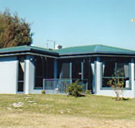 Homelea Accommodation Spa Cottage and Apartments - VIC Tourism