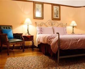 Apartments Down Town - VIC Tourism 1