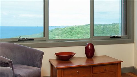 Phillip Island Waterfront House - VIC Tourism 3