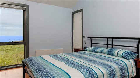 Phillip Island Waterfront House - VIC Tourism 5