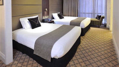 Stamford Plaza Melbourne - VIC Tourism 1