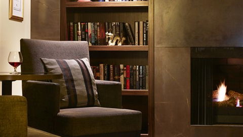 Lyall Hotel And Spa - VIC Tourism 1