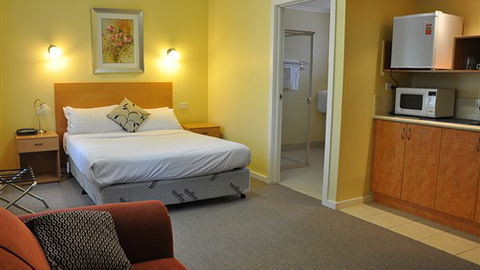 Glen Inn Motel & Apartments - VIC Tourism 2