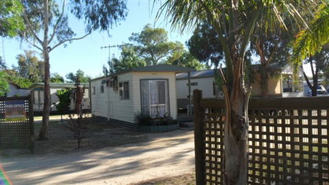Nathalia Motel And Holiday Park - VIC Tourism 1