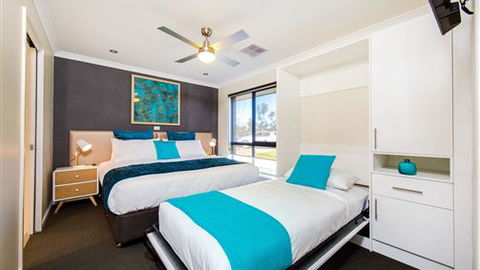 Howlong Country Golf Club & Motel - VIC Tourism 0