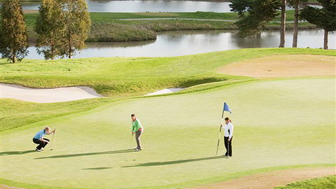Yarra Valley Lodge - VIC Tourism 5
