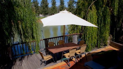 Perricoota Vines Retreat Echuca Moama - VIC Tourism 6