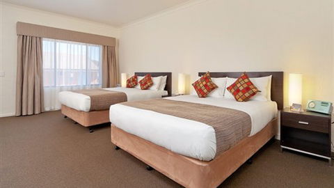 Comfort Inn & Suites Blazing Stump - VIC Tourism 3