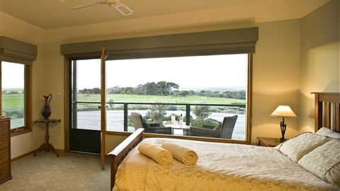 Lonsdale Views - VIC Tourism 3