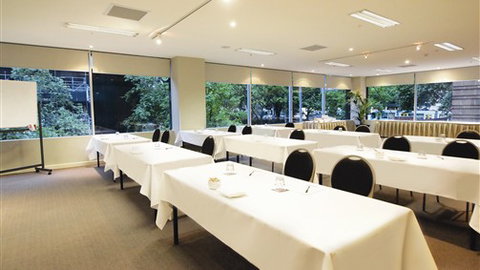 Oaks On Market - VIC Tourism 1