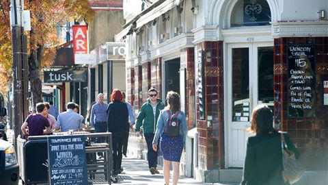 Amity Apartment Hotels - VIC Tourism 4