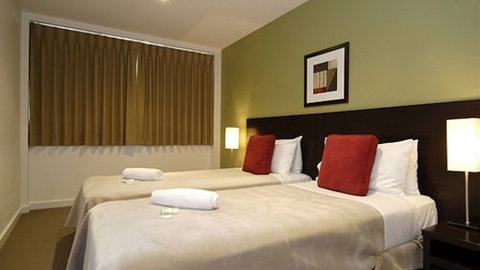 Dolphin Apartments - VIC Tourism 1