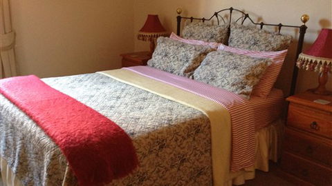 Carlyle House Rutherglen - VIC Tourism 0