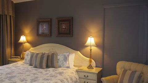 Treetops Bed And Breakfast - VIC Tourism 3