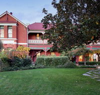 Alzburg Resort Mansfield - VIC Tourism