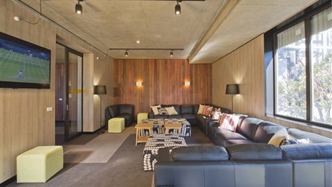 Buller Central Hotel - VIC Tourism 1