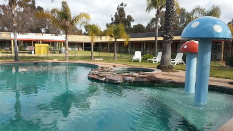 Barooga Country Inn Motel - VIC Tourism 5
