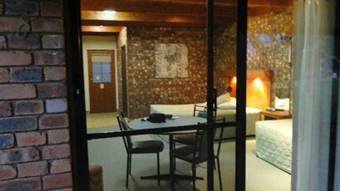 Cadell On The Murray Motel - VIC Tourism 2