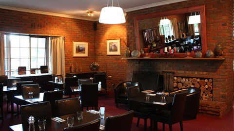 Country Plaza Halls Gap - VIC Tourism 0