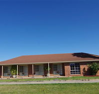 Australian Settlers Motor Inn - VIC Tourism