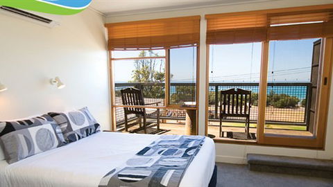 Lornebeach Apartments - VIC Tourism 1