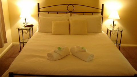 Snowstream Riverside Apartments - VIC Tourism 3
