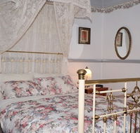 Cuddledoon Cottages BB - VIC Tourism