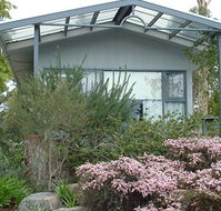 Blue Waters Cottages for Two - VIC Tourism