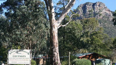 Southern Grampians Cottages - VIC Tourism 3
