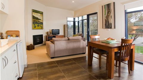 Aireys Inlet Getaway Resort - VIC Tourism 1