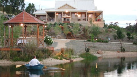 Blue Cliffs Retreat - VIC Tourism 0