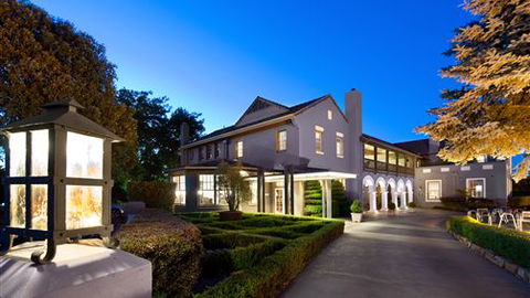 Peppers Mineral Springs Hotel - VIC Tourism 0