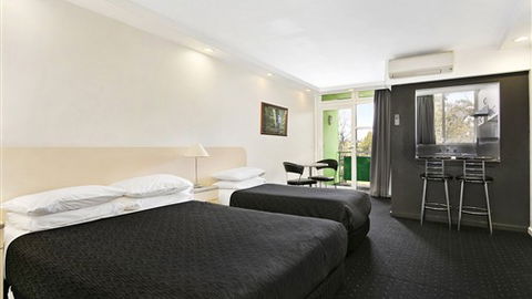 Best Western Melbourne's Princes Park Motor Inn - VIC Tourism 4