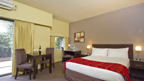 Comfort Inn & Suites City Views - VIC Tourism 2