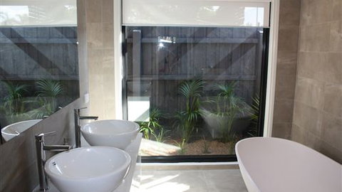 Hidden Treasure At Pirates Bay - VIC Tourism 1