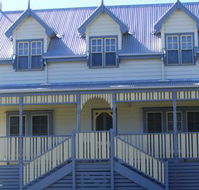 Belfast Cottages - VIC Tourism