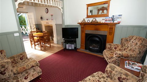 Glazebrook Cottage B&B Ballarat - VIC Tourism 1