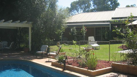 Elizas On The Murray - VIC Tourism 4