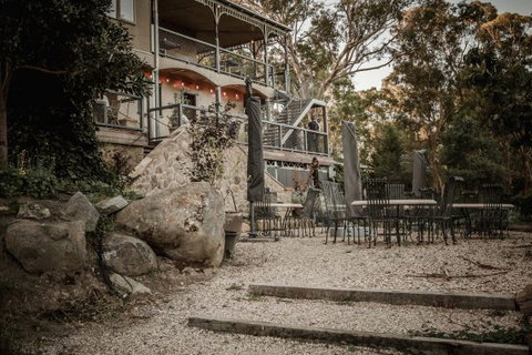 The Grande Hotel And Restaurant - VIC Tourism 8