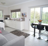Highfields Country Cottages - VIC Tourism