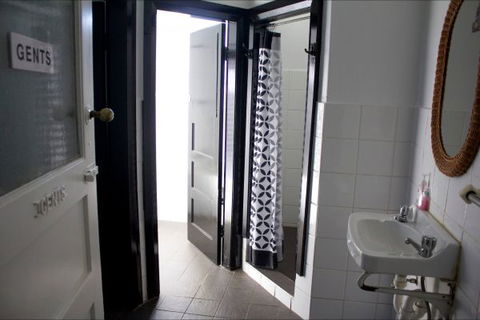 Courthouse Hotel Boorowa - VIC Tourism 6