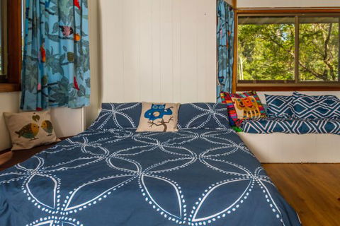Daisy's Cottage - VIC Tourism 0